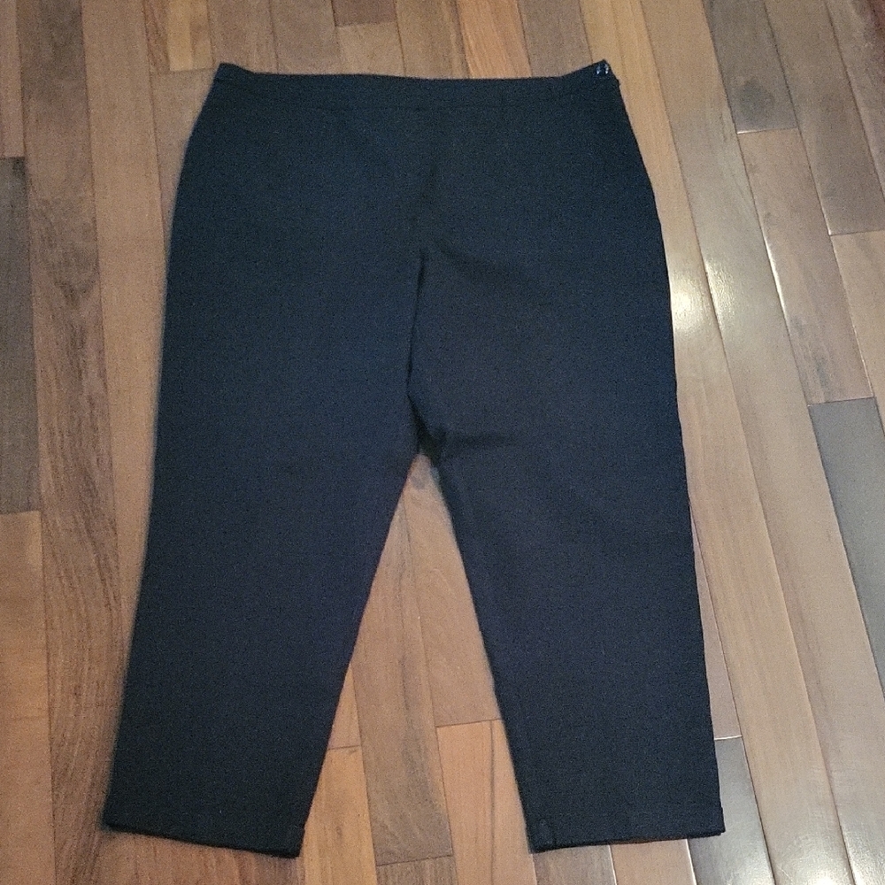 Chico's Cropped Dress Pants